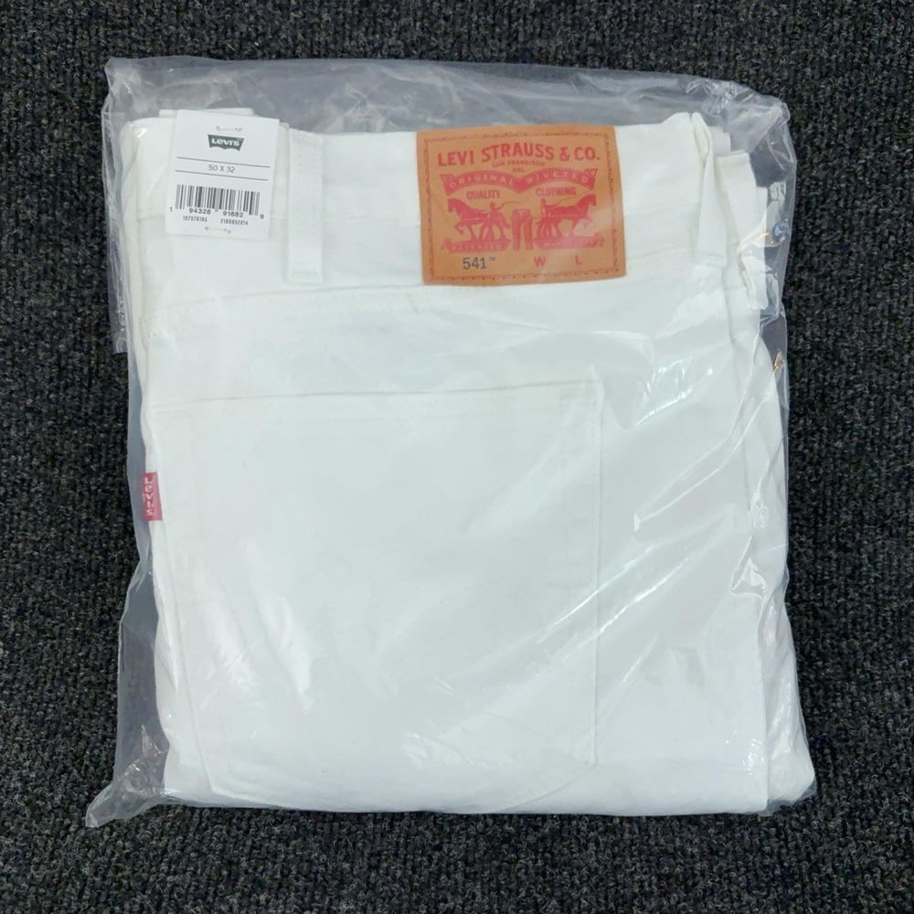 Levi's 541 Jeans Mens 50x32 White Athletic Taper Stretch Denim Levi's Flex